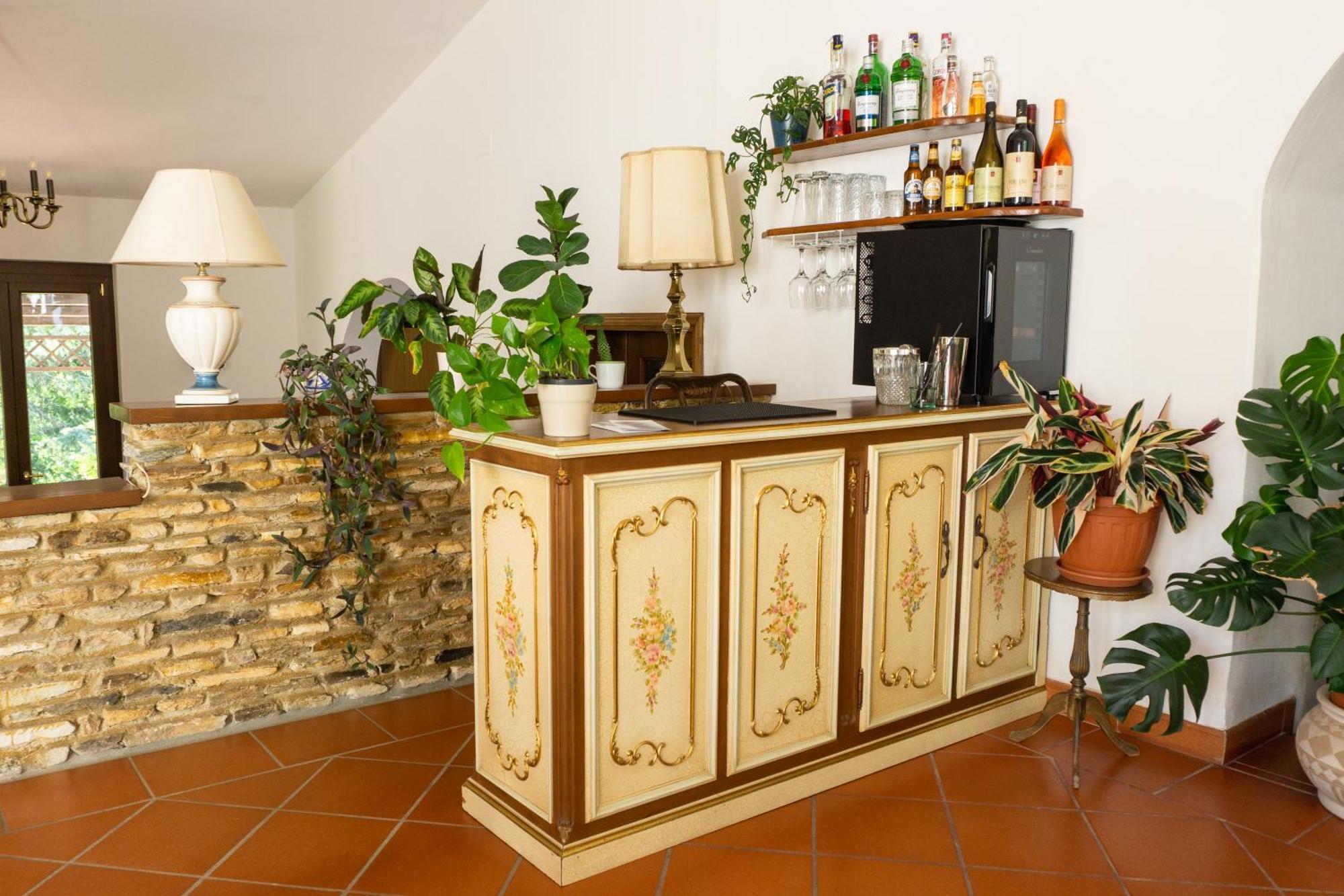 Villa Nerone B&B Lorenzana Eksteriør bilde