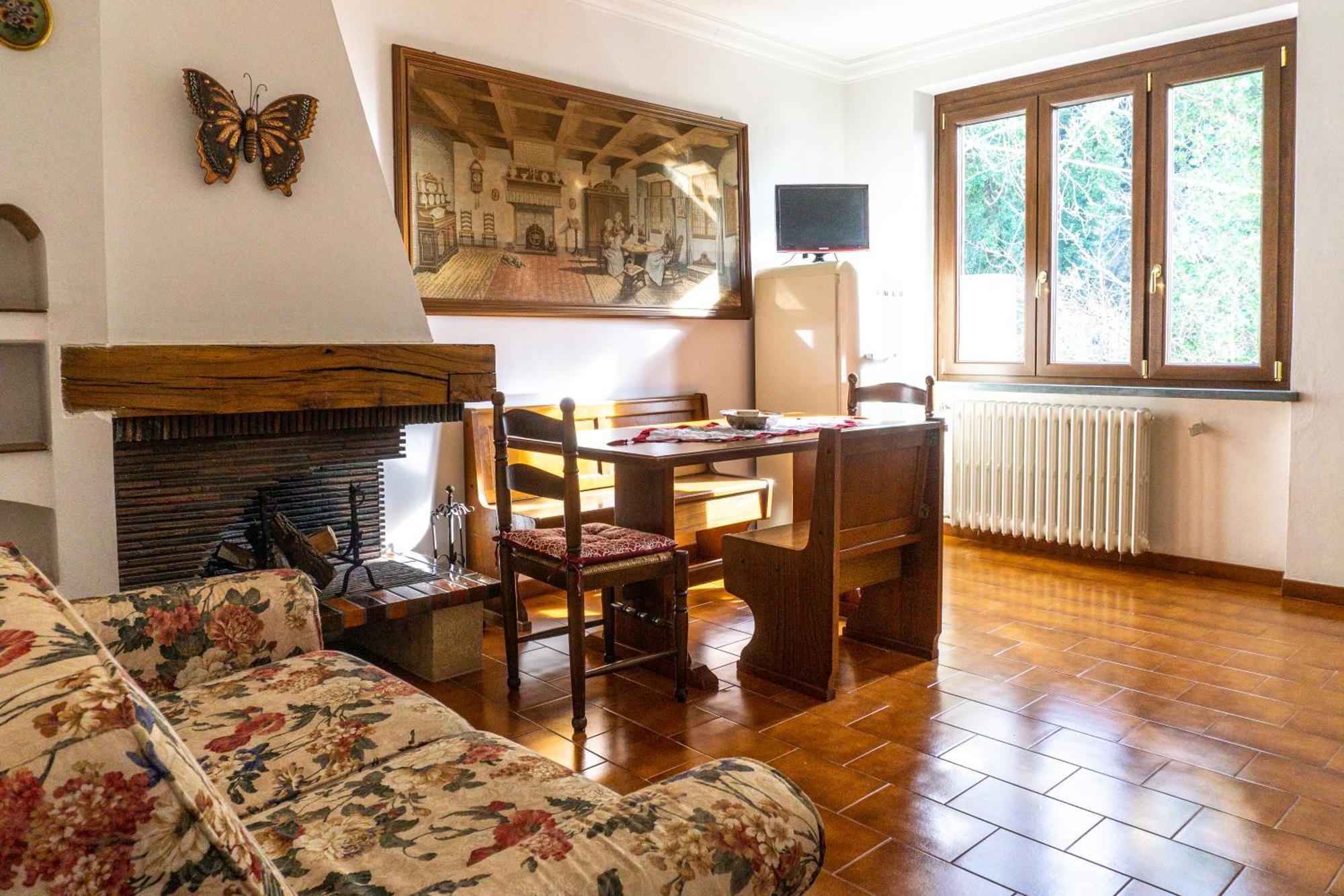 Villa Nerone B&B Lorenzana Eksteriør bilde