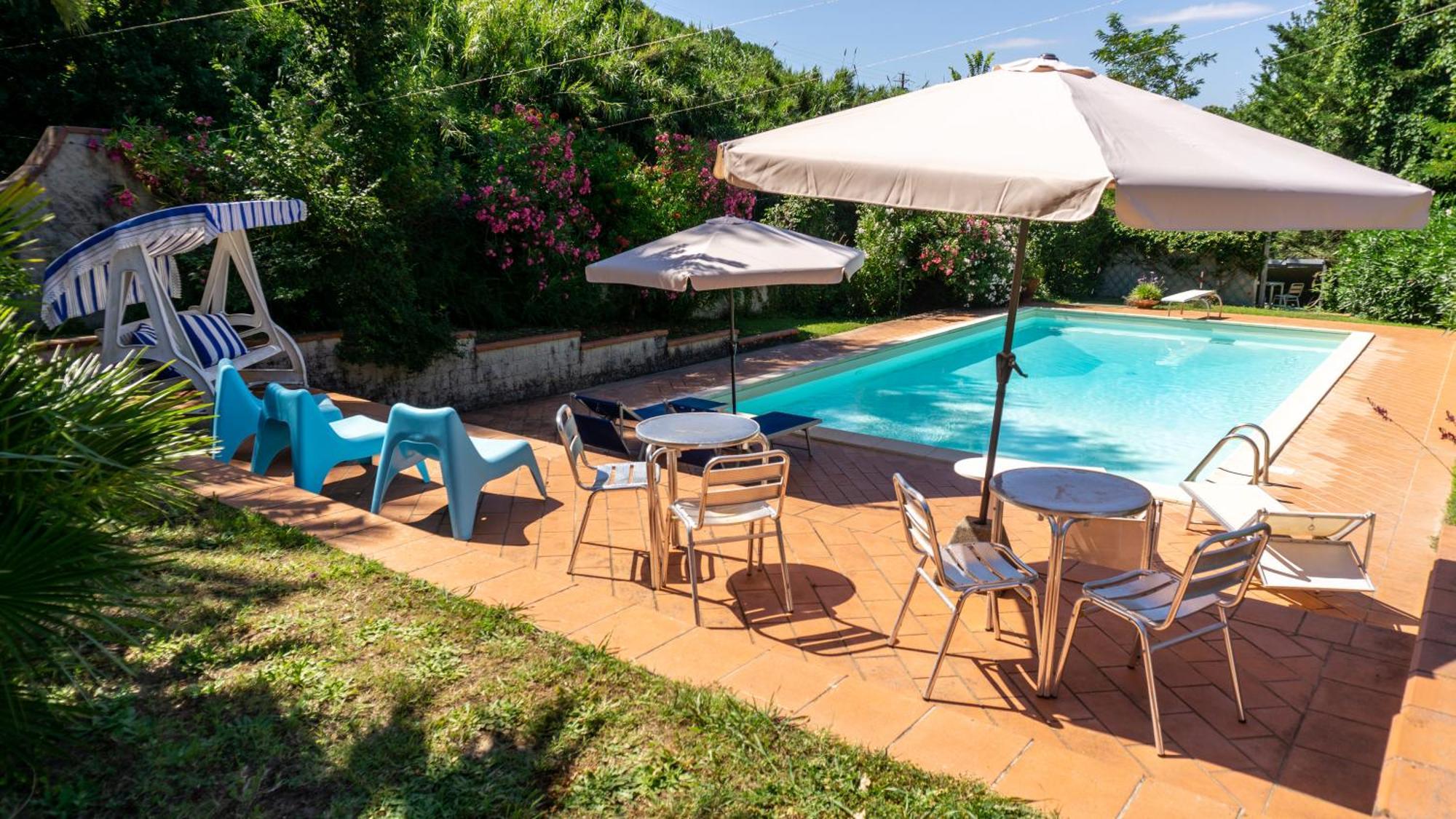Villa Nerone B&B Lorenzana Eksteriør bilde